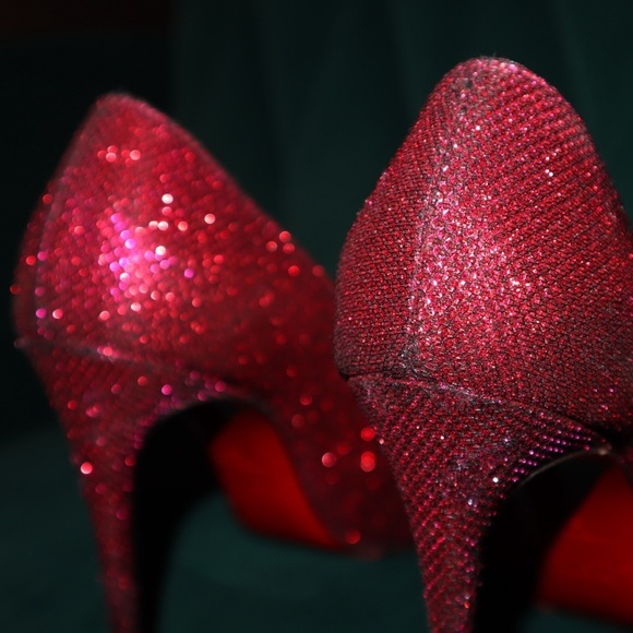 Christian Louboutin Shoes Pink Coralta Mia 100mm Glitter Studded Heart Point-toe - Picture 2 of 12